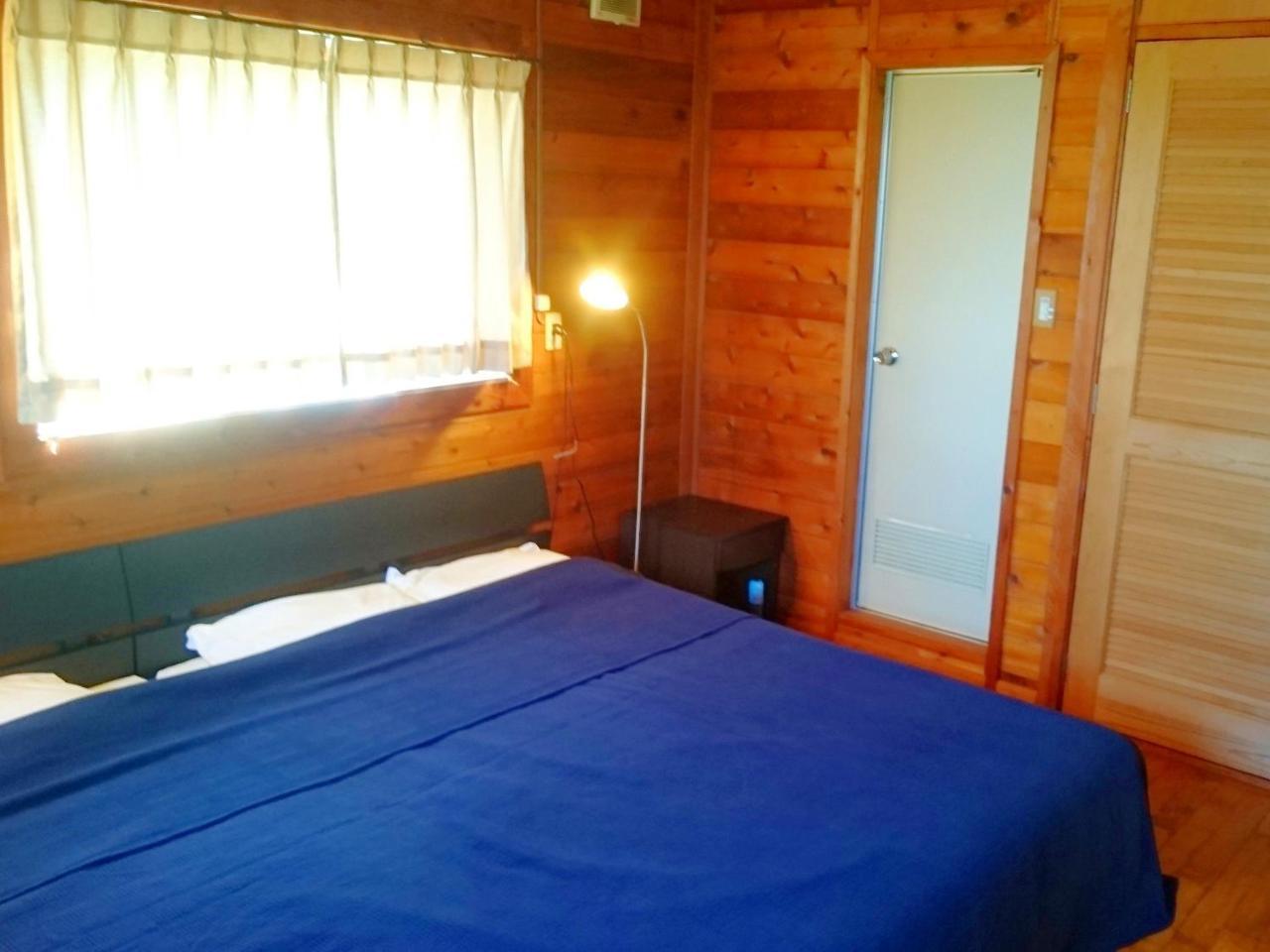 Private Beach House Motobu Exterior photo