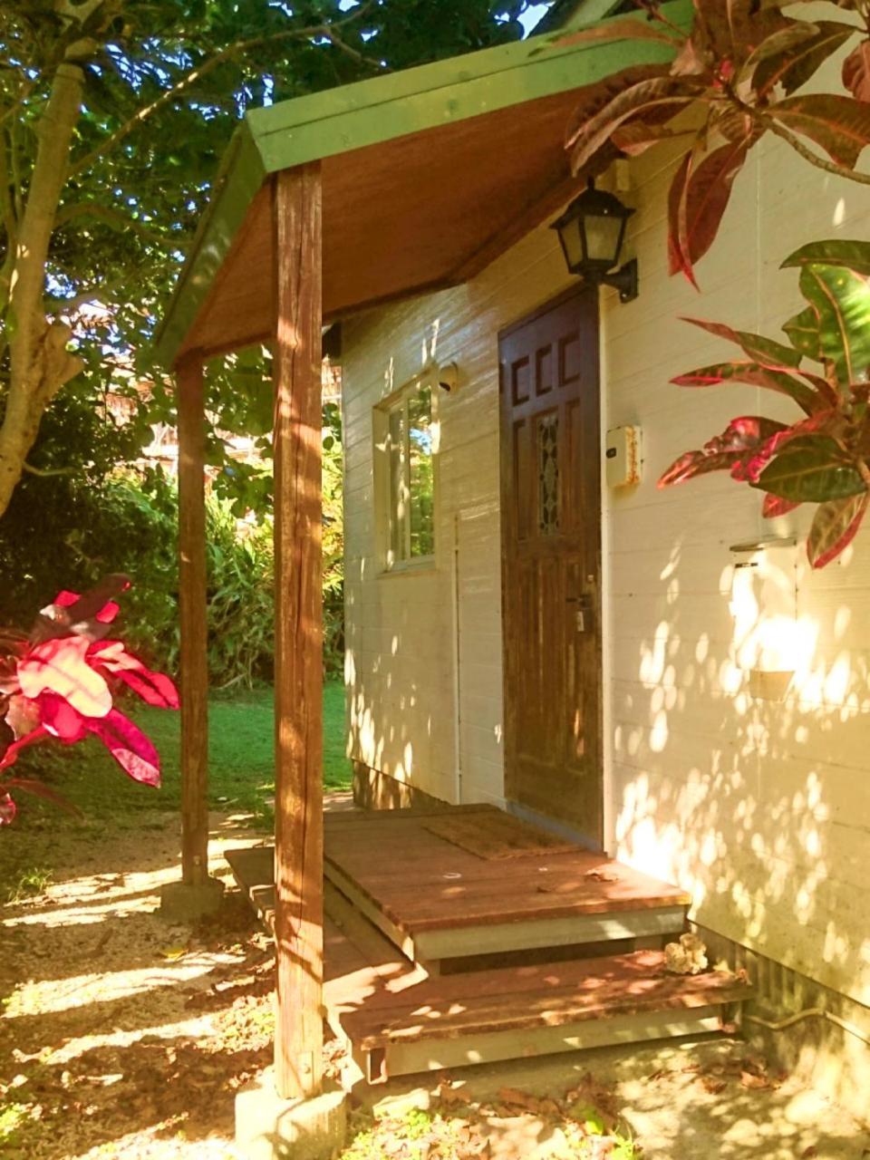 Private Beach House Motobu Exterior photo